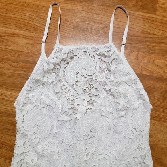 Stone Cold Fox Ryder White Lace Romper M/L - Picture 4 of 11